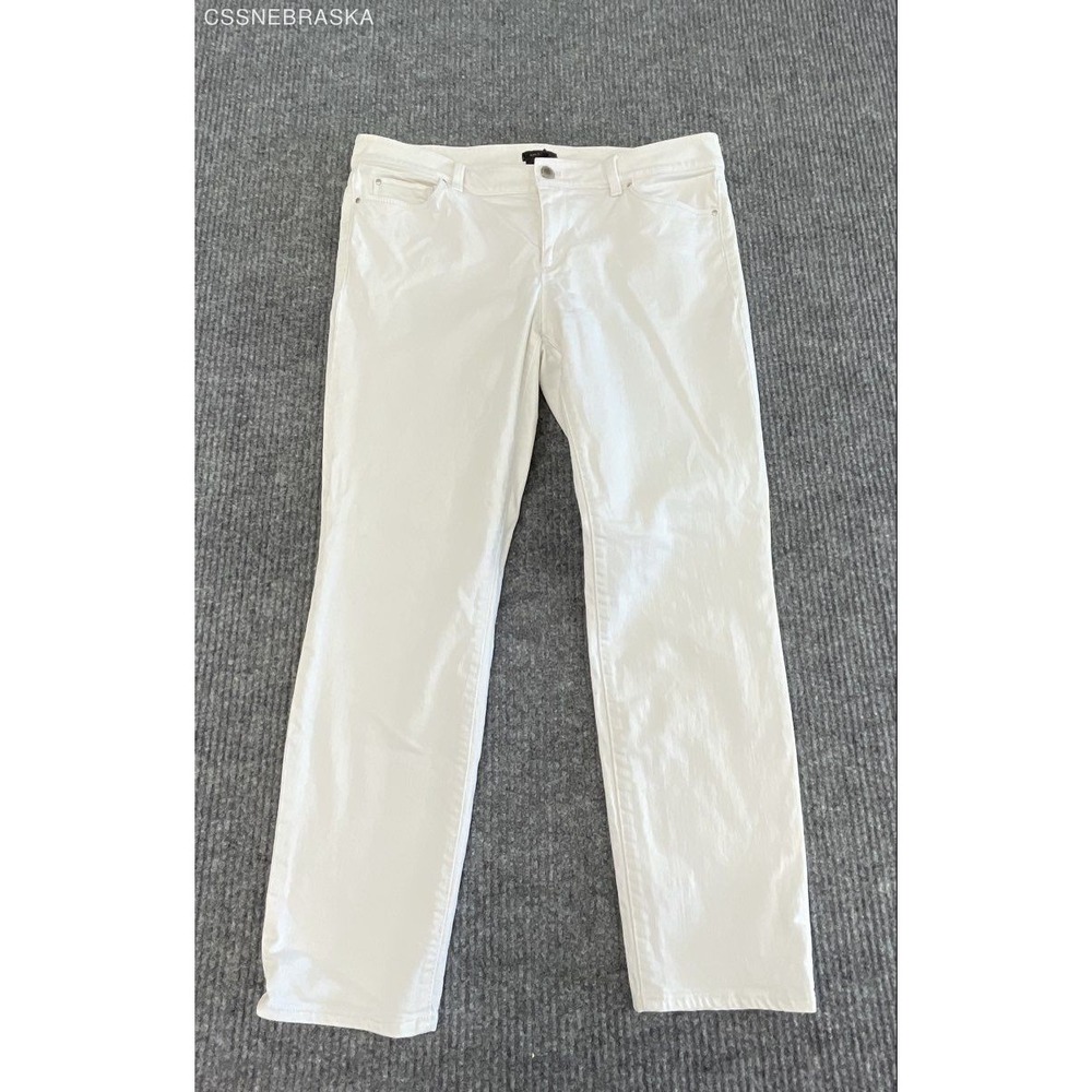Ann Taylor Women's White Modern Fit Denim Jeans Sz 10 - Picture 1 of 9